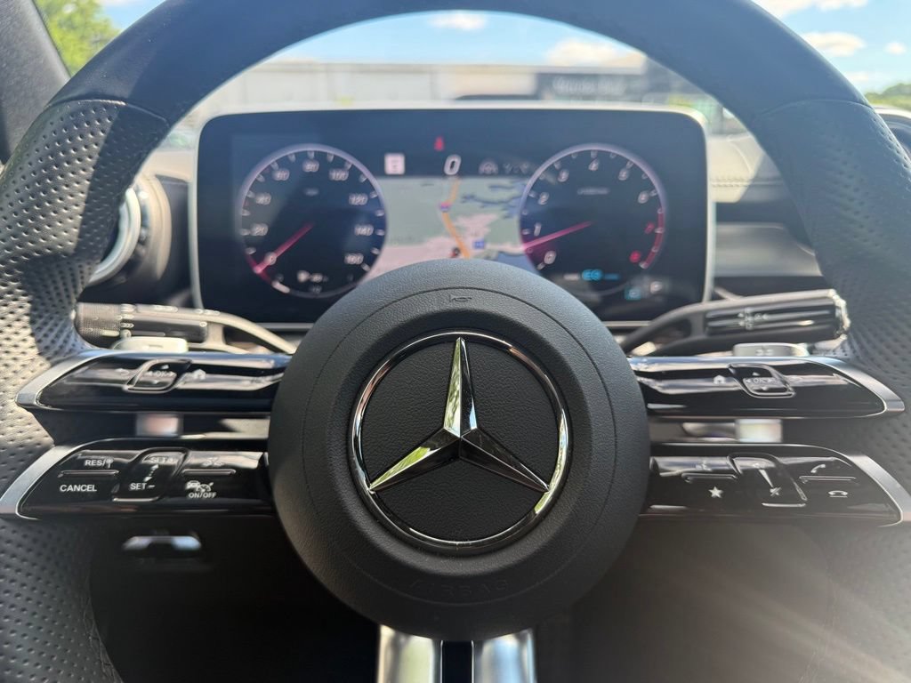 Used 2022 Mercedes-Benz C 300 4MATIC Sedan image 34