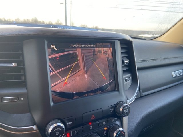 Used 2019 RAM 1500 Laramie image 16