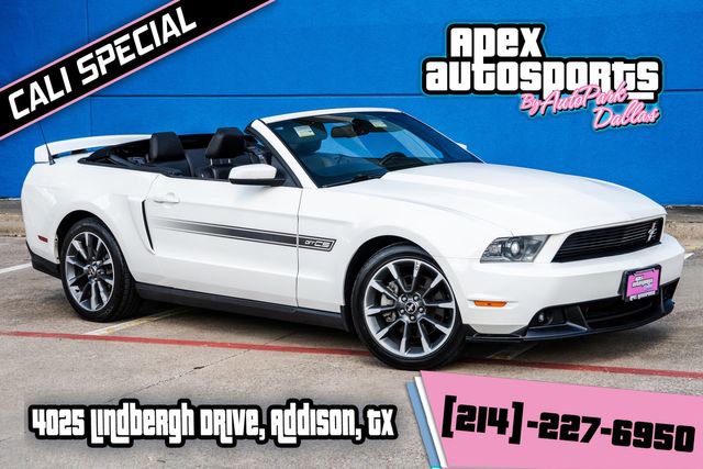 Used 2012 Ford Mustang GT Premium w/ Electronics Pkg RWD image 1