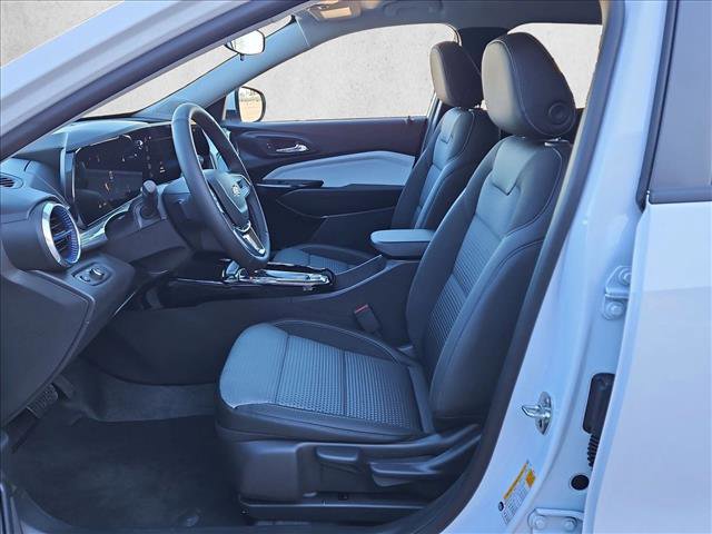 New 2026 Chevrolet Trax LT w/ Driver Confidence Package image 4