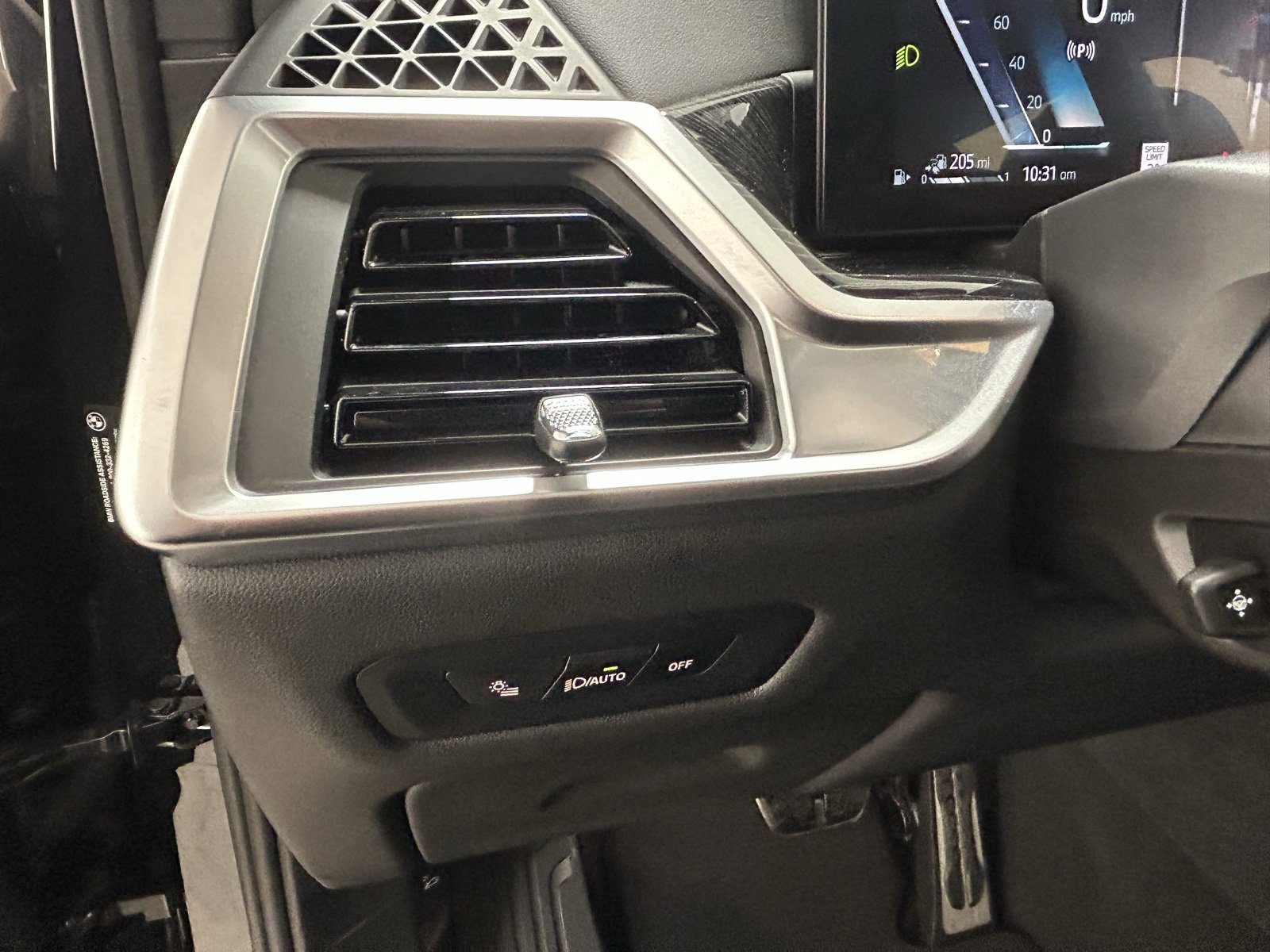 Used 2025 BMW X5 xDrive50e w/ M Sport Package image 27