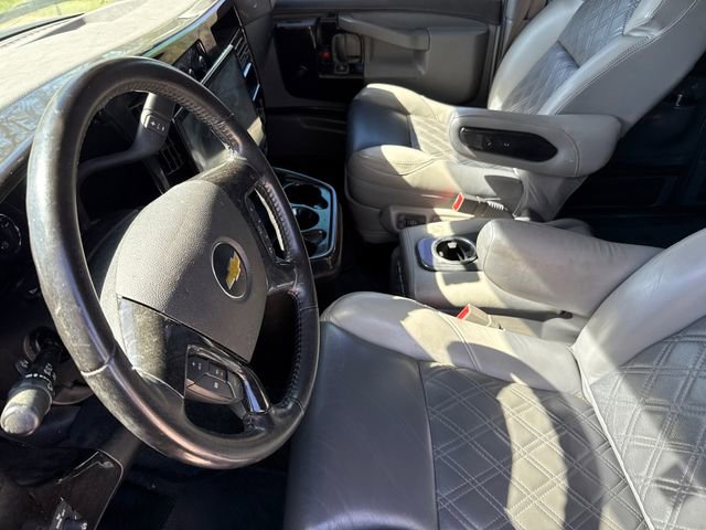 Used 2021 Chevrolet Express 3500 LS w/ Chrome Appearance Package image 15