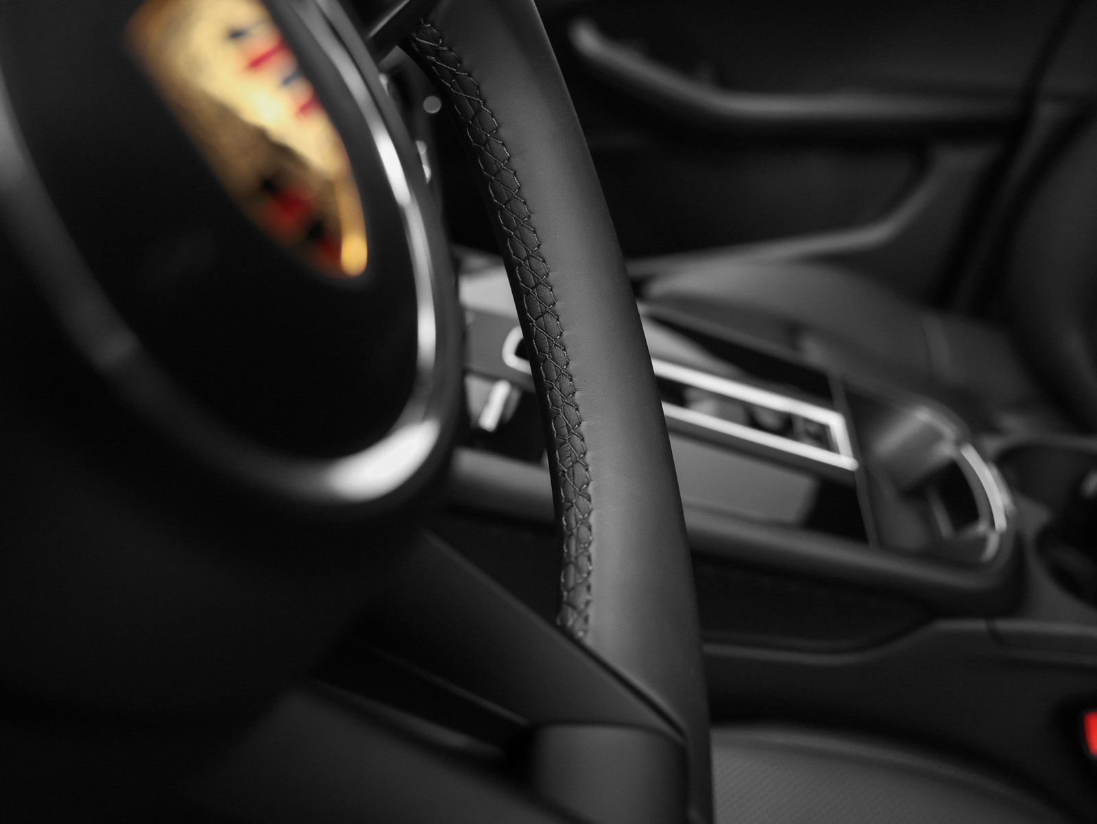 Certified 2026 Porsche Macan AWD/4WD image 30