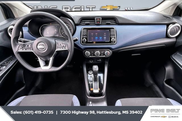 Used 2025 Nissan Versa SV image 13