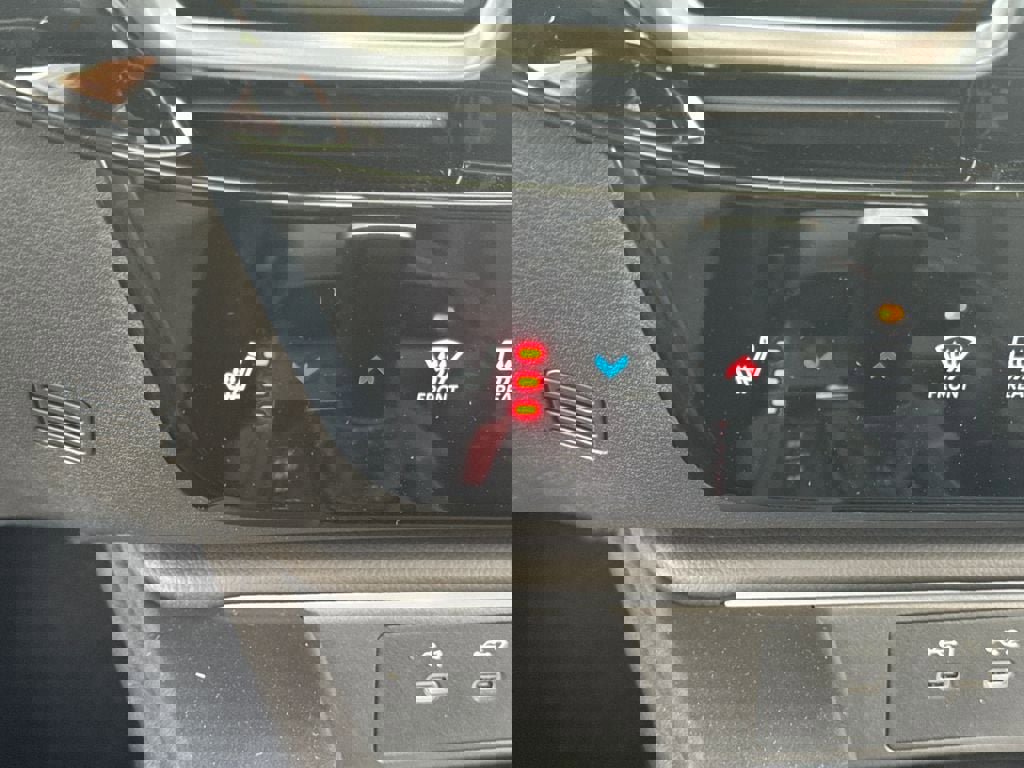 New 2026 Nissan Sentra SR w/ SR Premium Package image 21