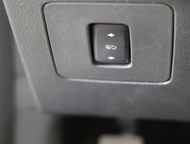 Used 2016 Ford F150 Platinum w/ Equipment Group 701A Luxury image 20