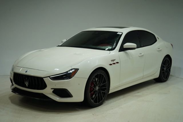 Certified 2022 Maserati Ghibli Trofeo RWD image 3