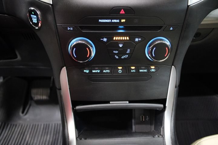 Used 2017 Ford Edge SEL FWD image 31