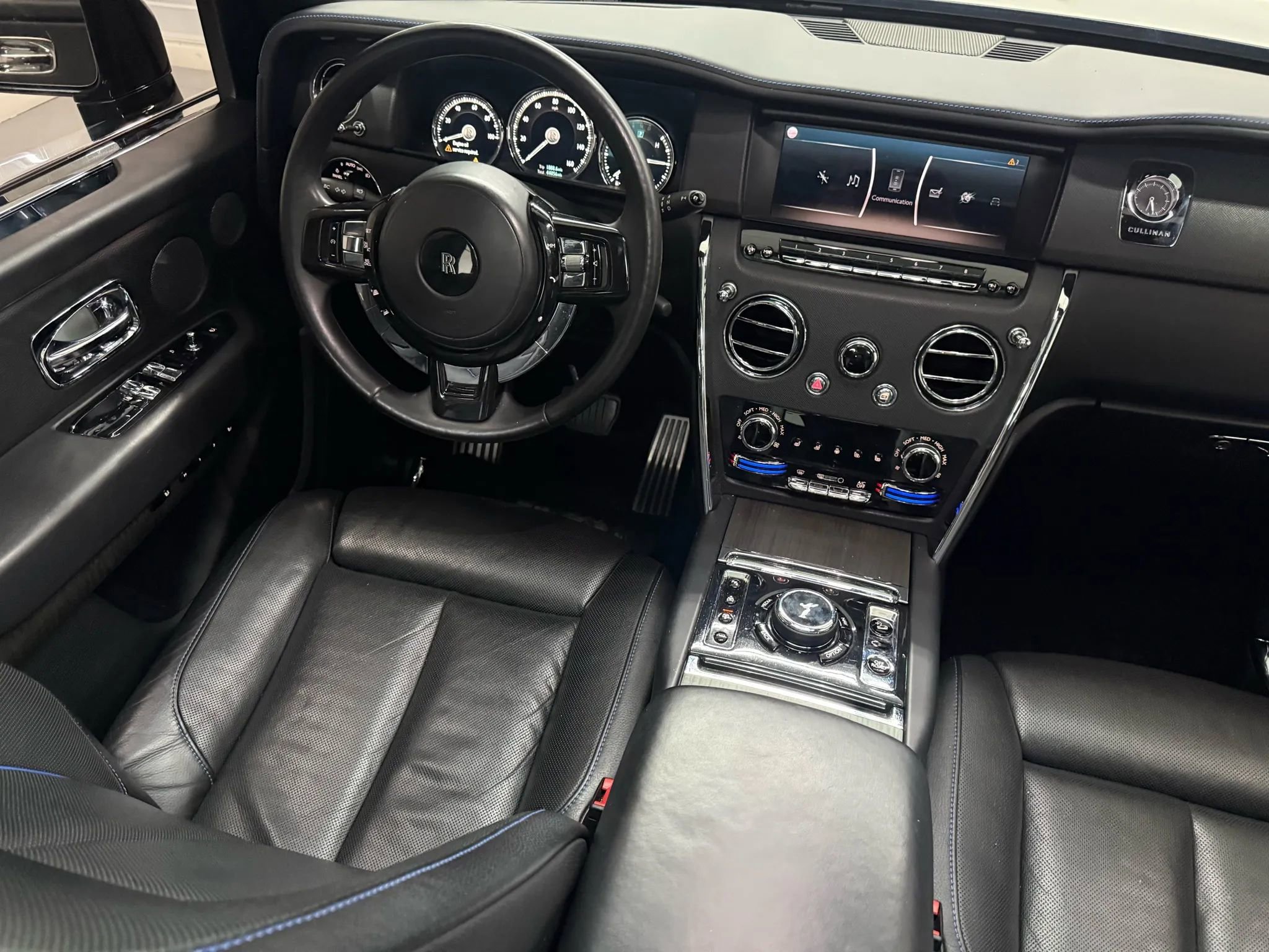 Used 2019 Rolls-Royce Cullinan image 26