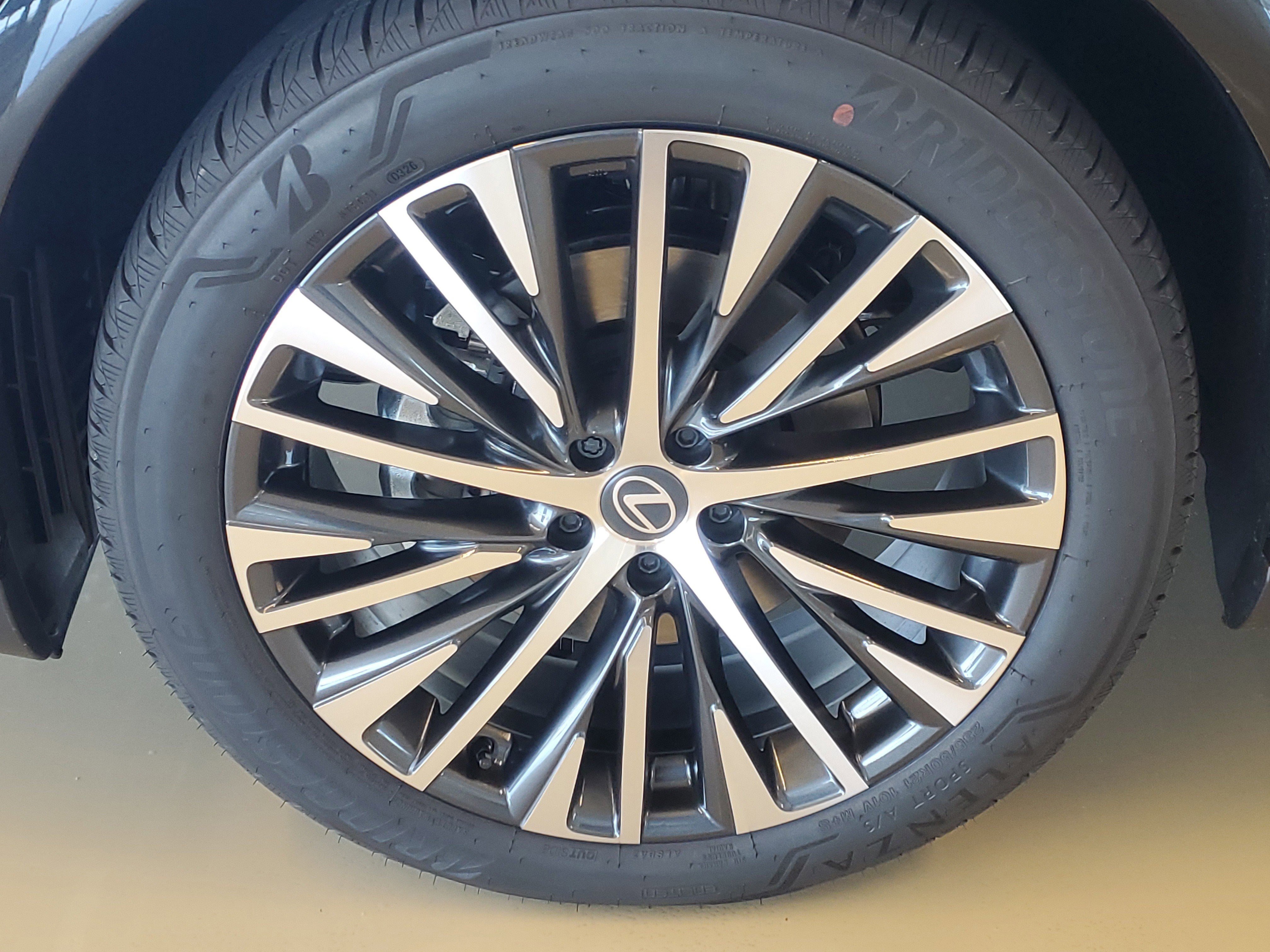 New 2026 Lexus RX 350h image 4