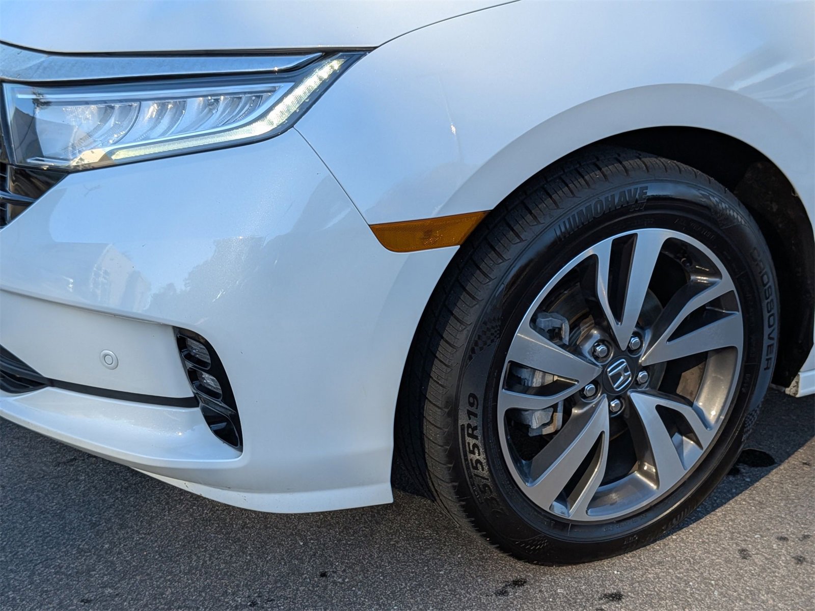 Used 2023 Honda Odyssey Touring image 9