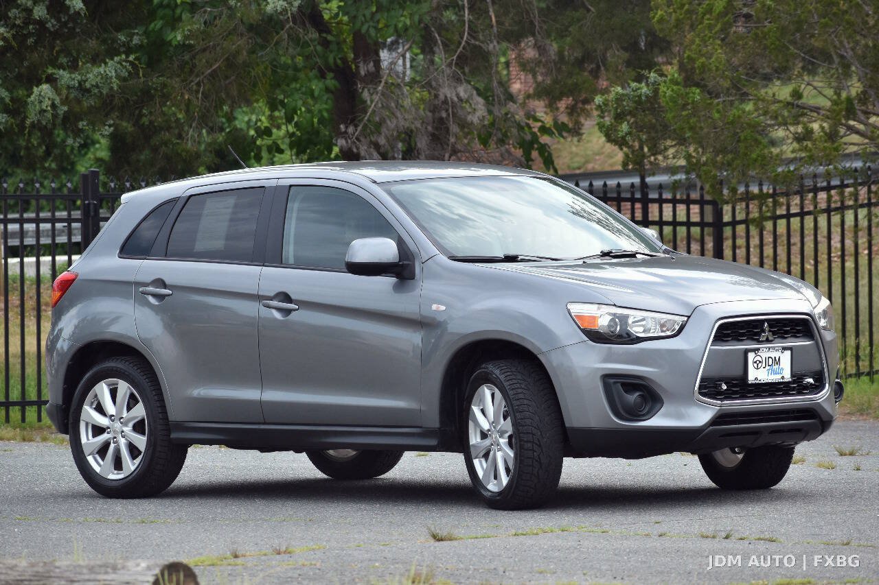 Used 2014 Mitsubishi Outlander Sport ES AWD/4WD image 4