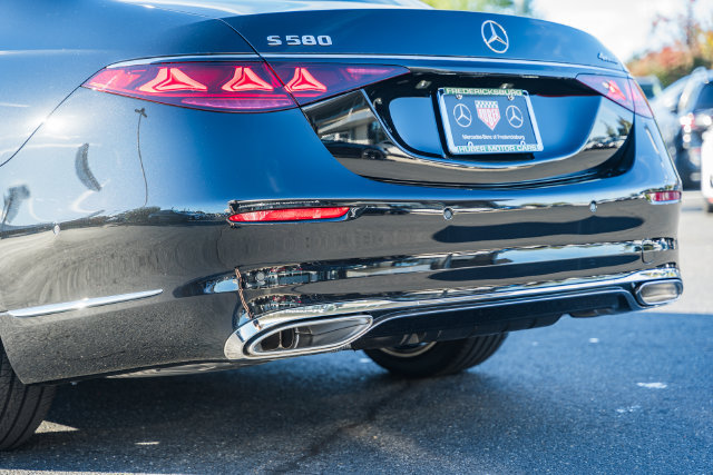 New 2027 Mercedes-Benz S 580 4MATIC Sedan image 9