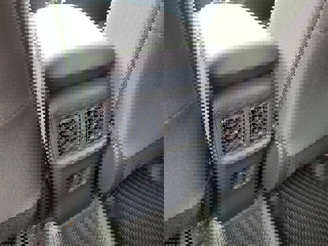 Used 2025 Toyota RAV4 LE image 11