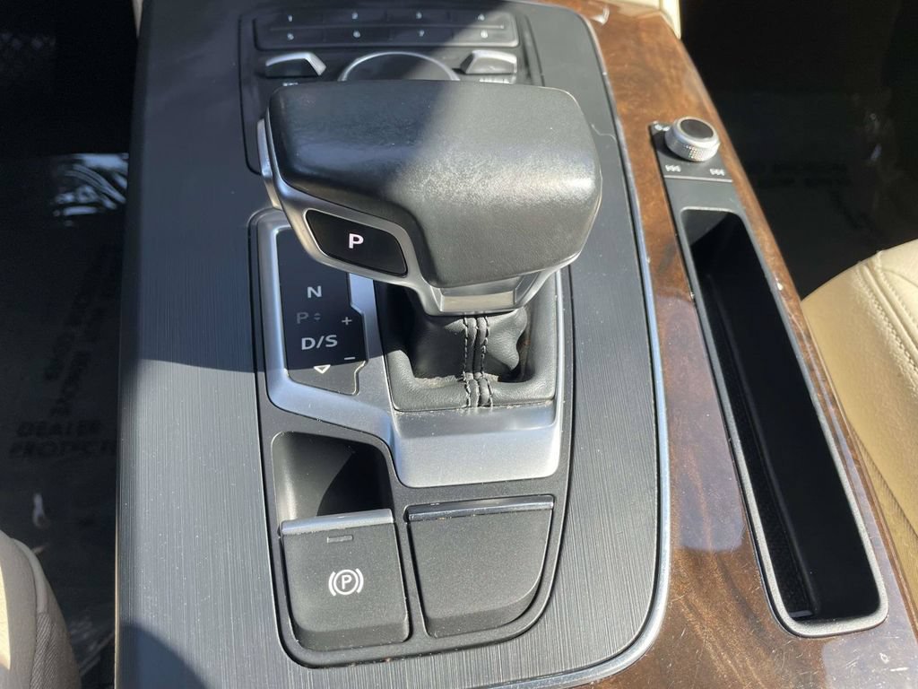 Used 2019 Audi Q5 2.0T Premium w/ Convenience Package AWD/4WD image 39