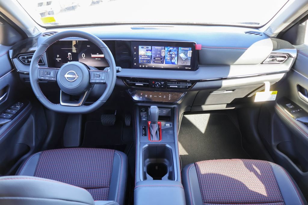 New 2026 Nissan Kicks SR image 6