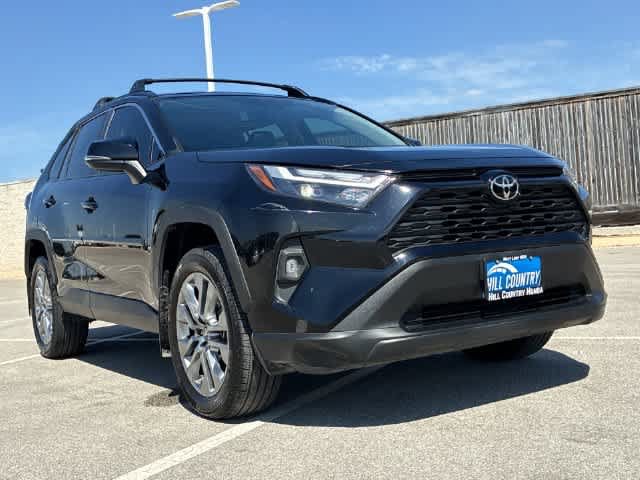 Used 2025 Toyota RAV4 XLE Premium FWD image 10