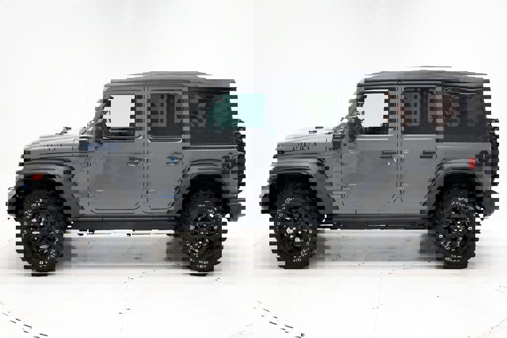 Used 2023 Jeep Wrangler Unlimited image 5