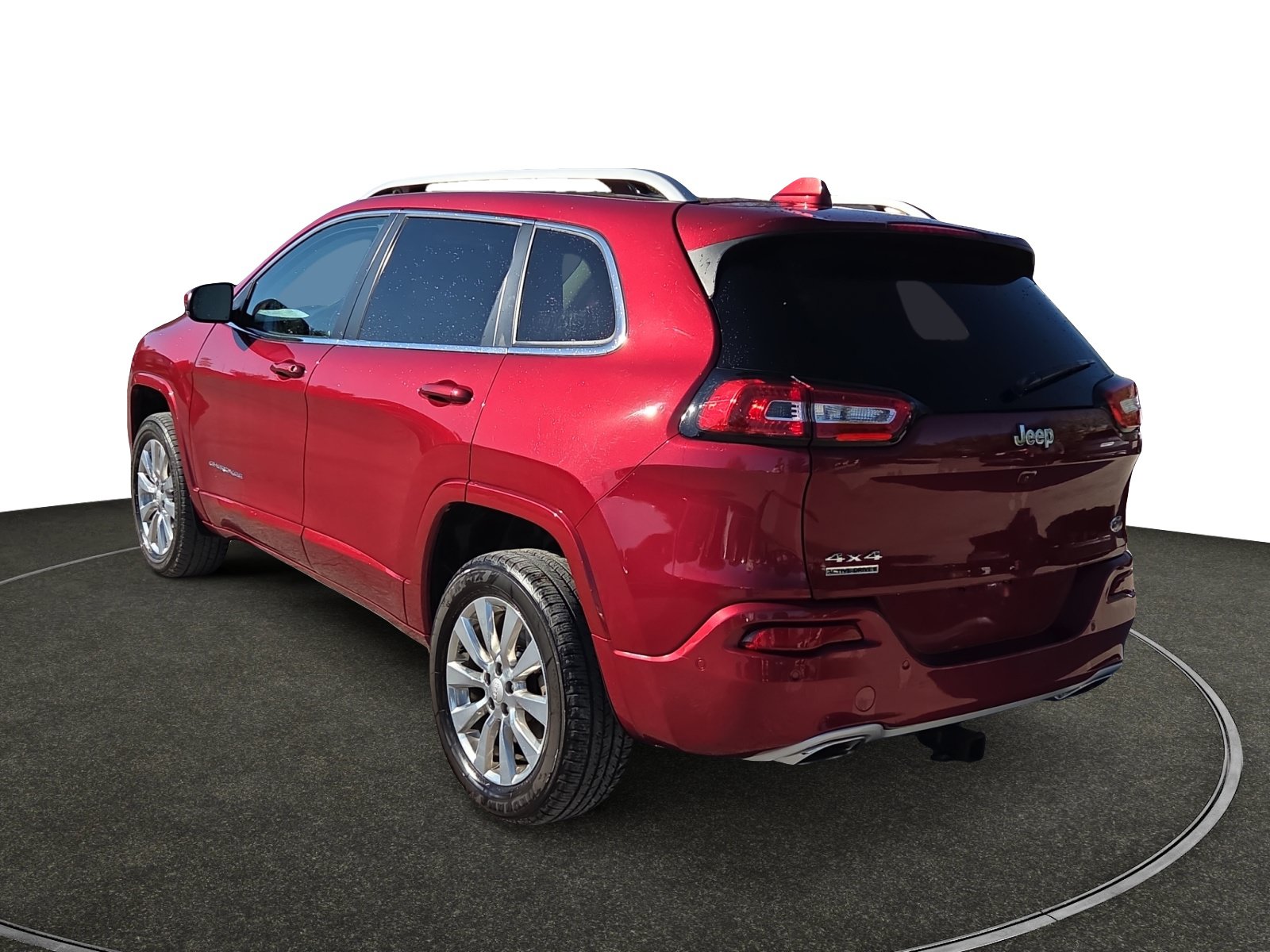 Used 2017 Jeep Cherokee Overland w/ Technology Group AWD/4WD image 3