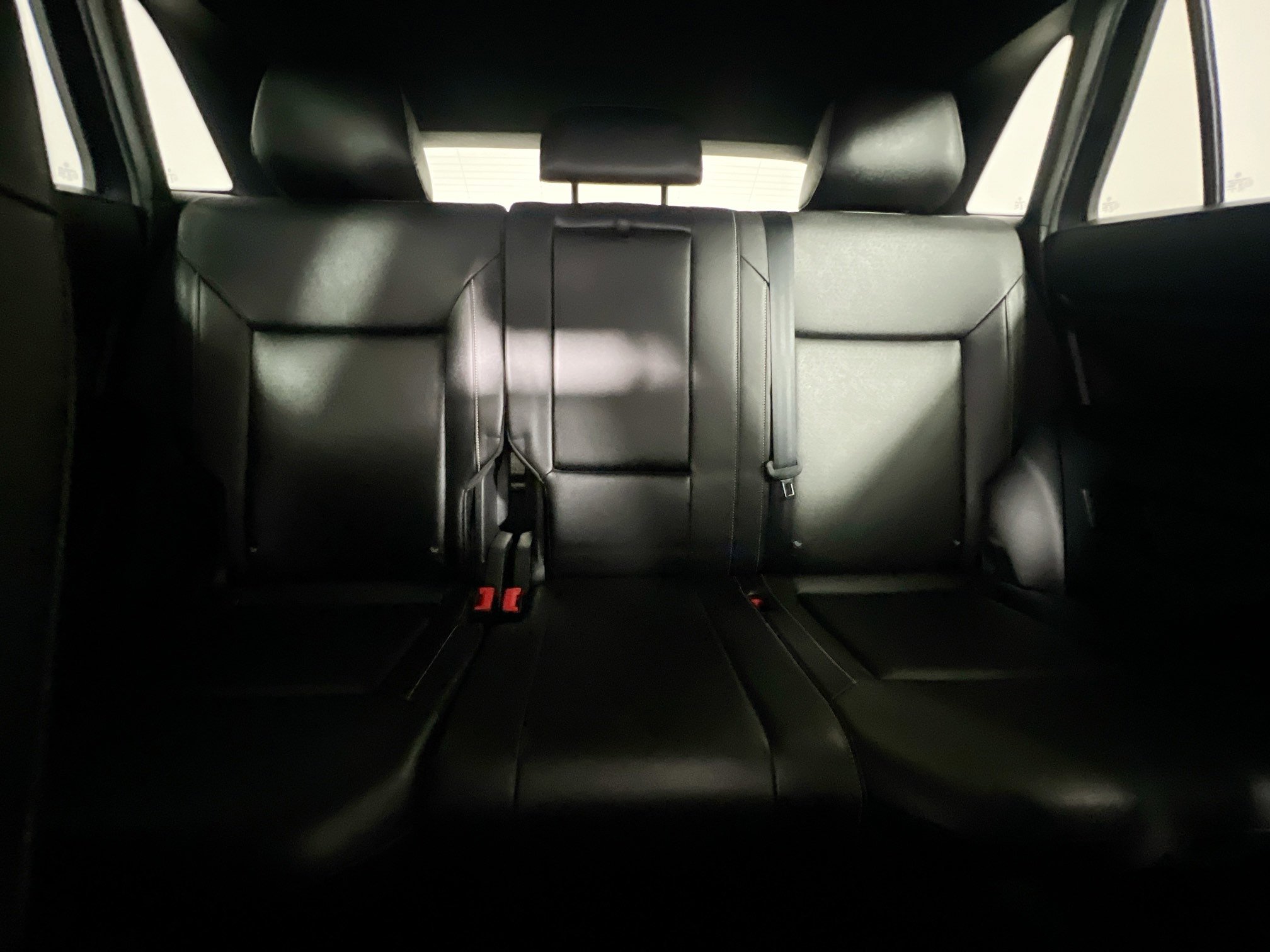 Used 2020 Volkswagen Atlas Cross Sport SEL image 33