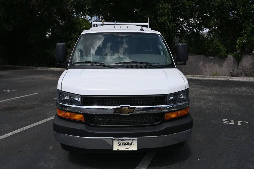 New 2025 Chevrolet Express 3500 w/ Power Convenience Package RWD image 8