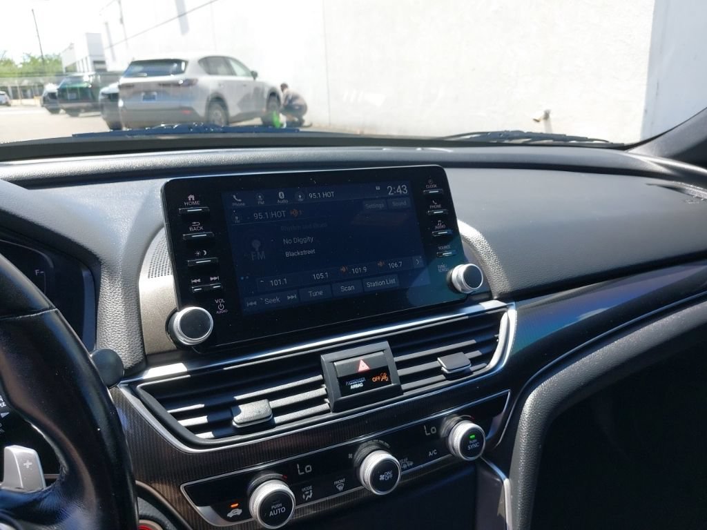 Used 2022 Honda Accord Sport image 13