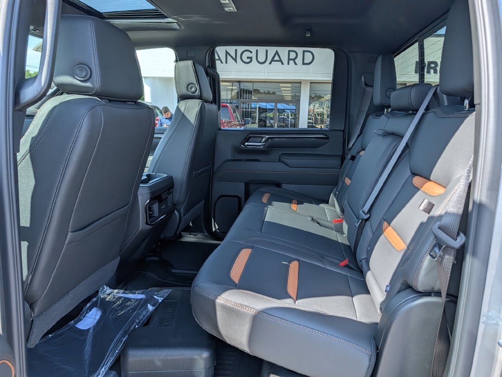 New 2026 GMC Sierra 2500 AT4 w/ AT4 Premium Plus Package AWD/4WD image 29