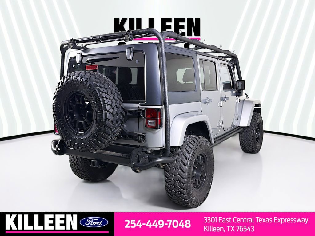 Used 2017 Jeep Wrangler Unlimited Sahara image 8