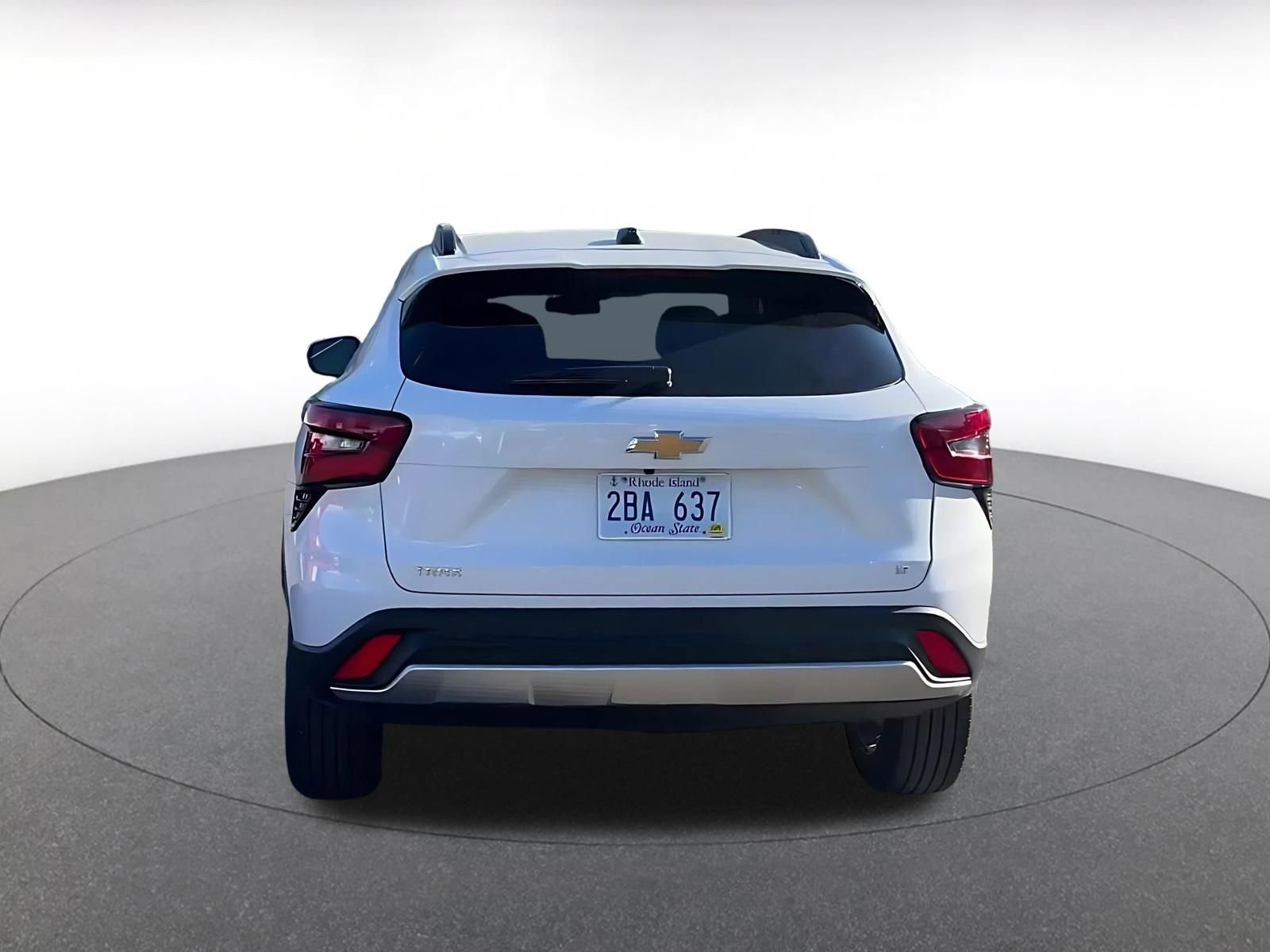 Used 2025 Chevrolet Trax LT image 11