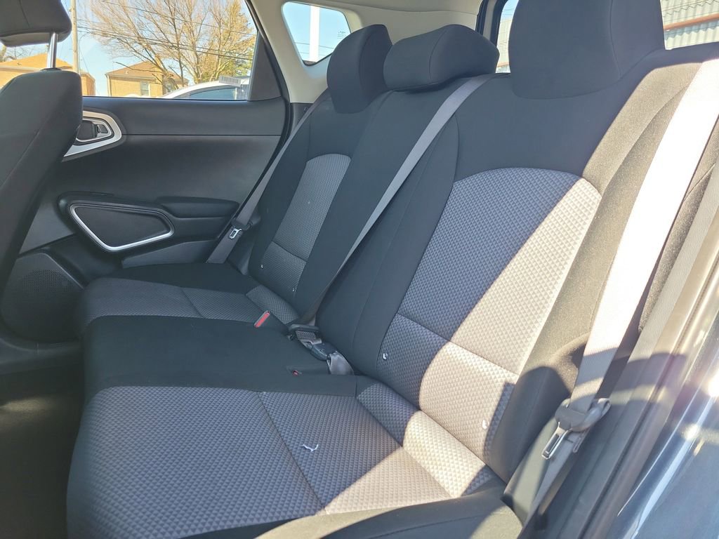Used 2024 Kia Soul LX w/ Option Group 015 image 9
