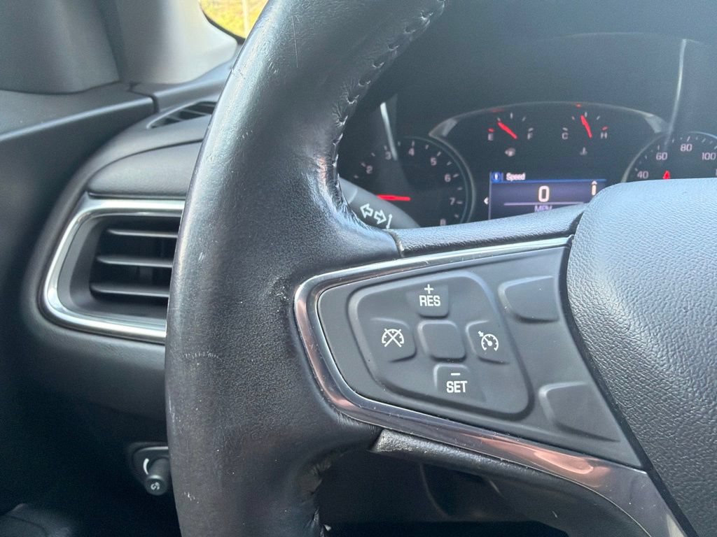 Used 2019 Chevrolet Equinox LT FWD image 23
