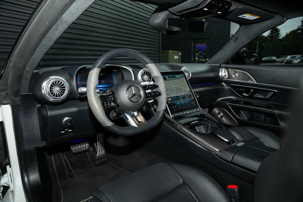 Used 2022 Mercedes-Benz SL 63 AMG 4MATIC image 4