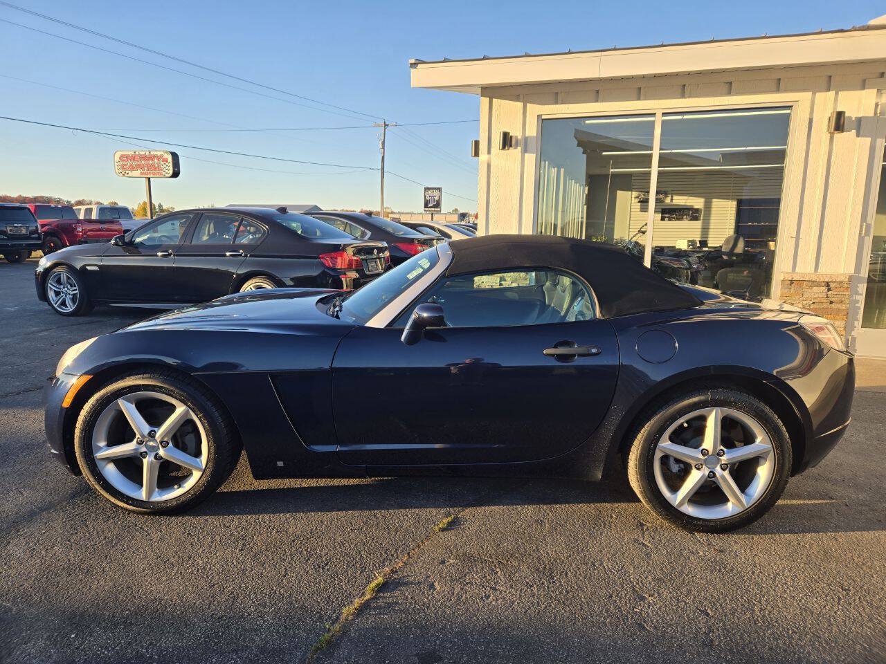Used 2008 Saturn Sky w/ Premium Trim Package RWD image 4