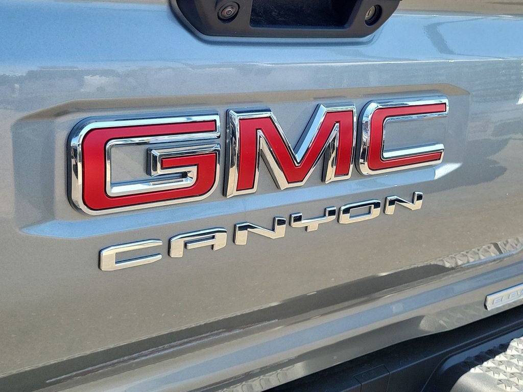 Used 2025 GMC Canyon Elevation w/ Convenience Package image 30