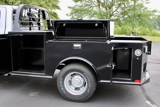 New 2024 RAM 3500 Tradesman image 7