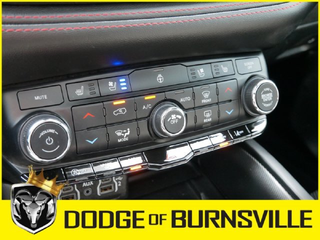 Used 2025 Dodge Durango GT AWD/4WD image 21