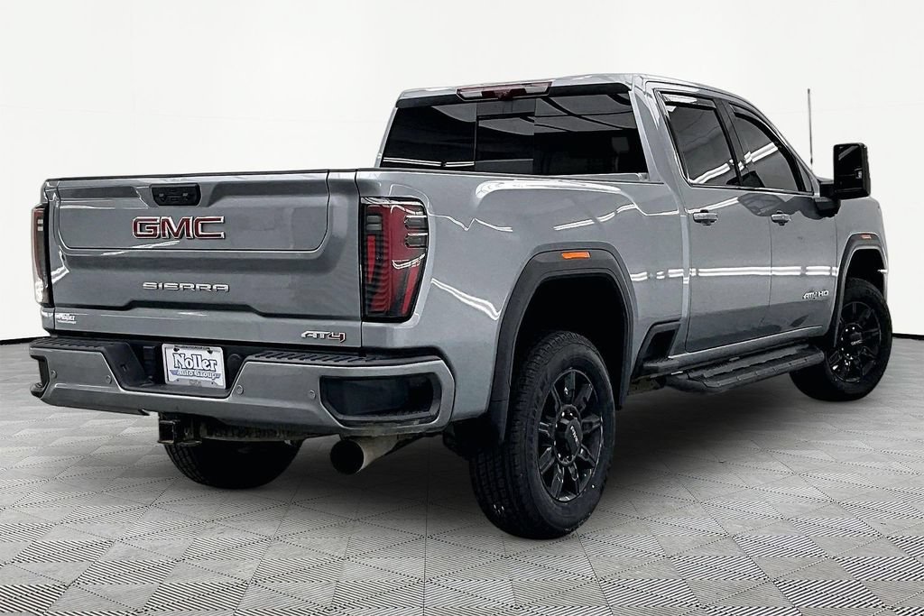Used 2024 GMC Sierra 3500 AT4 w/ Technology Package AWD/4WD image 2
