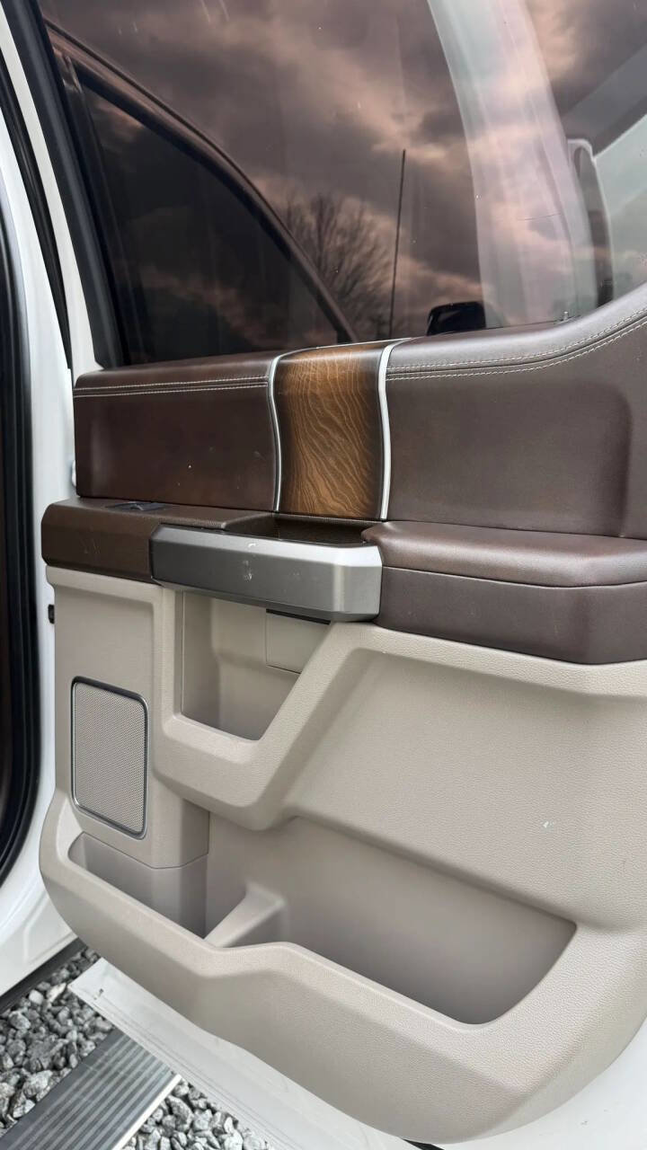 Used 2019 Ford F250 Limited w/ FX4 Off-Road Package image 23