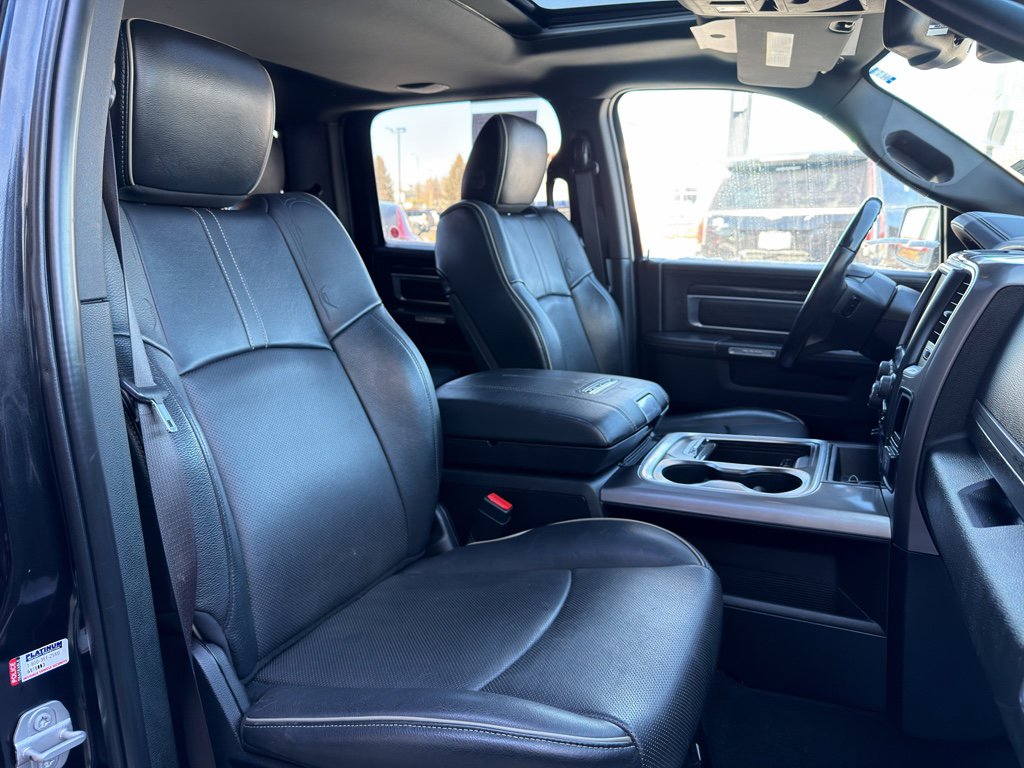 Used 2017 RAM 1500 Limited image 12