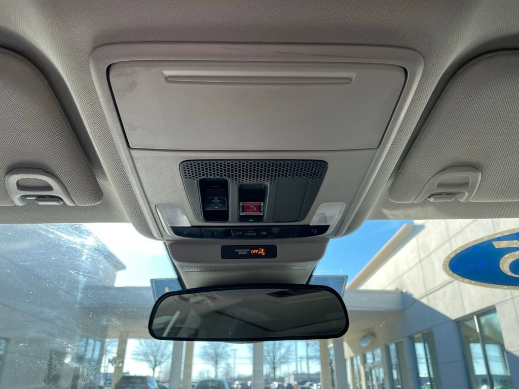 Certified 2025 Honda Accord SE image 16