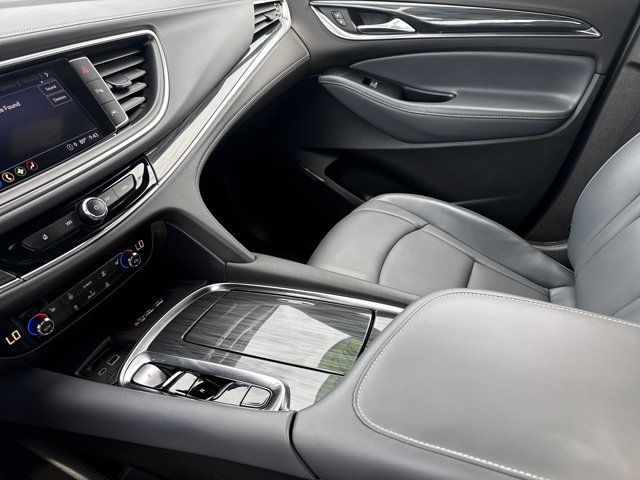 Used 2024 Buick Enclave Essence w/ Experience Buick Package FWD image 26