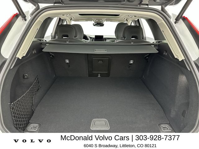 New 2026 Volvo XC60 T8 Plus w/ Climate Package AWD/4WD image 24