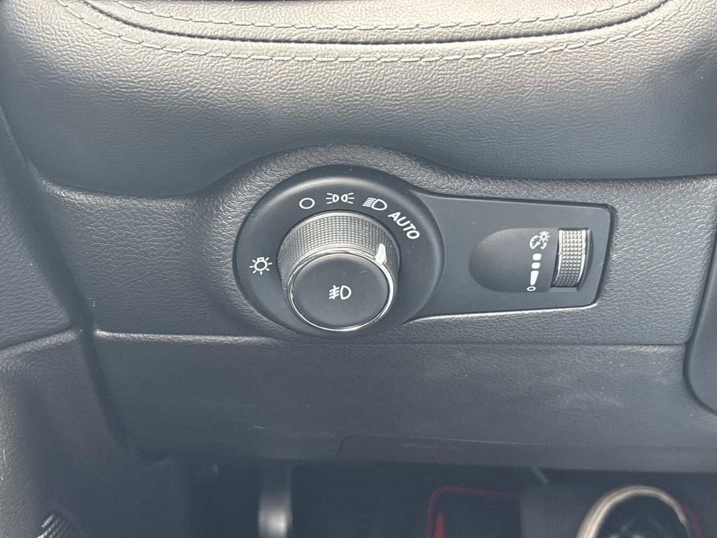 Used 2021 Dodge Durango GT w/ Blacktop Package image 23