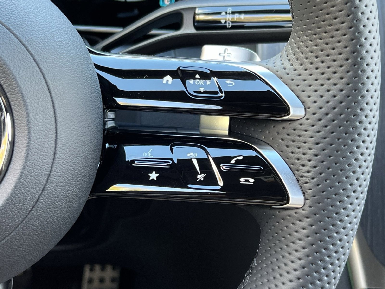 New 2026 Mercedes-Benz GLC 300 4MATIC image 29