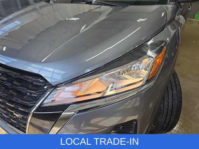 Used 2023 Nissan Kicks SV image 32