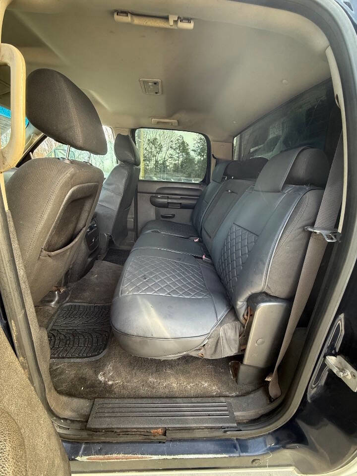 Used 2012 Chevrolet Silverado 2500 LT w/ Interior Plus Package image 13