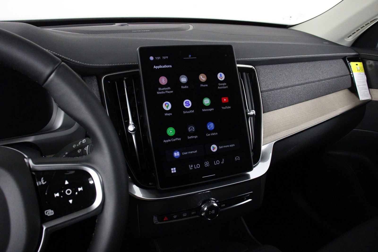 New 2025 Volvo XC90 B6 Plus w/ Protection Package Premier image 6