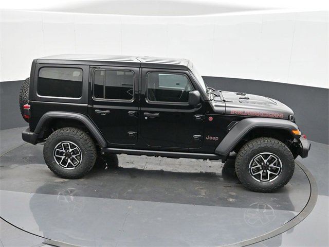 Used 2024 Jeep Wrangler Unlimited Rubicon w/ Technology Group image 30