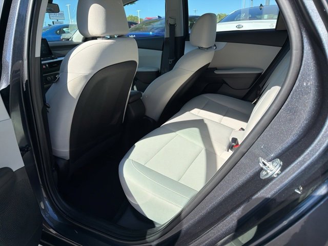 Used 2023 Kia Forte LXS image 13