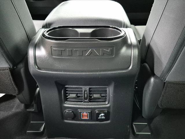 Used 2023 Nissan Titan SV w/ SV Convenience Package RWD image 16